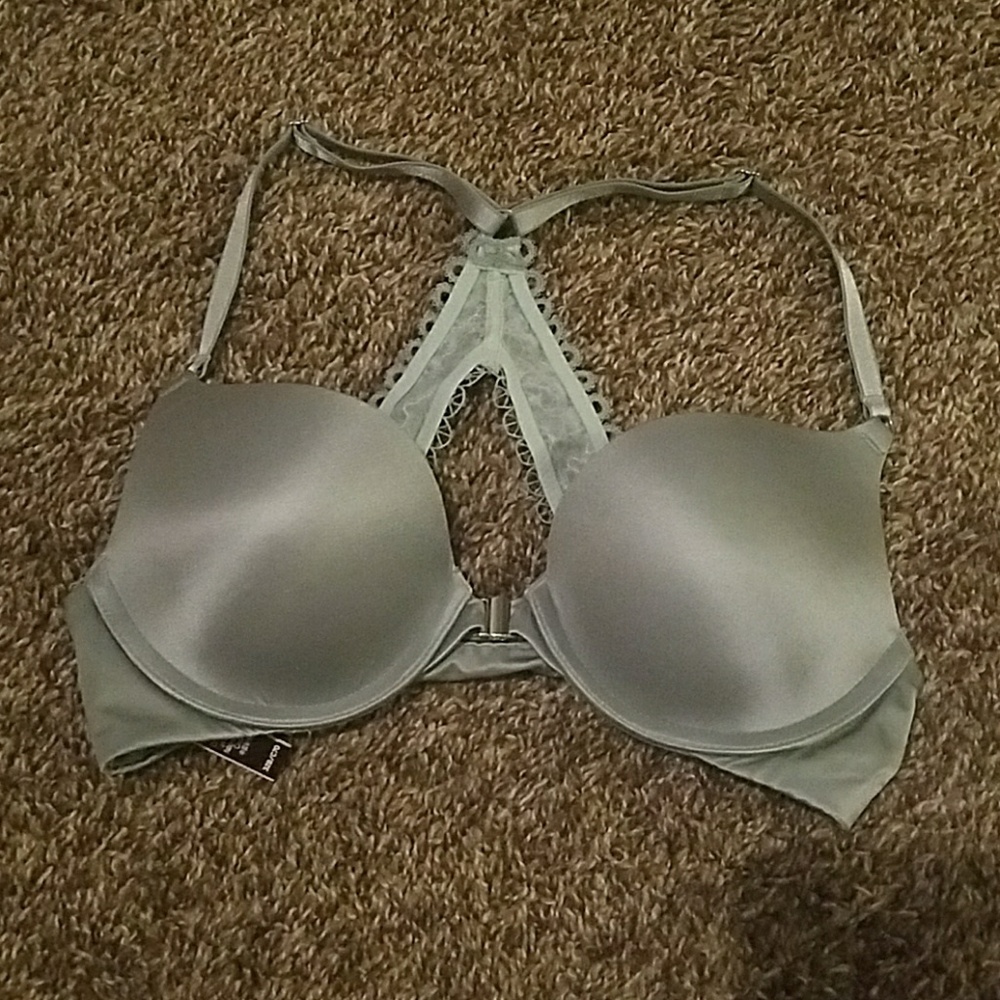 32B victorias secret bra